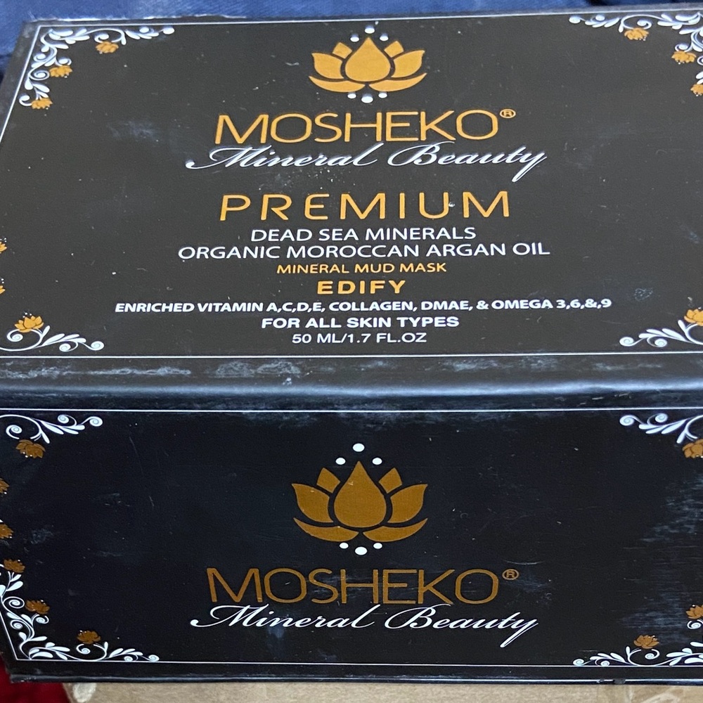 Mosheko Mineral Beauty Premium Mud Mask